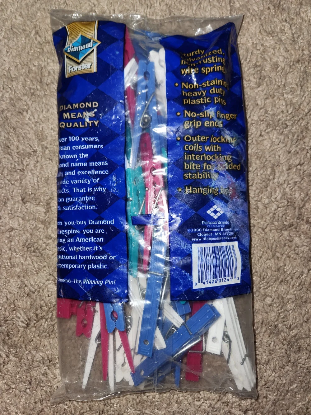 Diamond Forster Clothespins 50 Plastic Red White Blue Green Vintage New